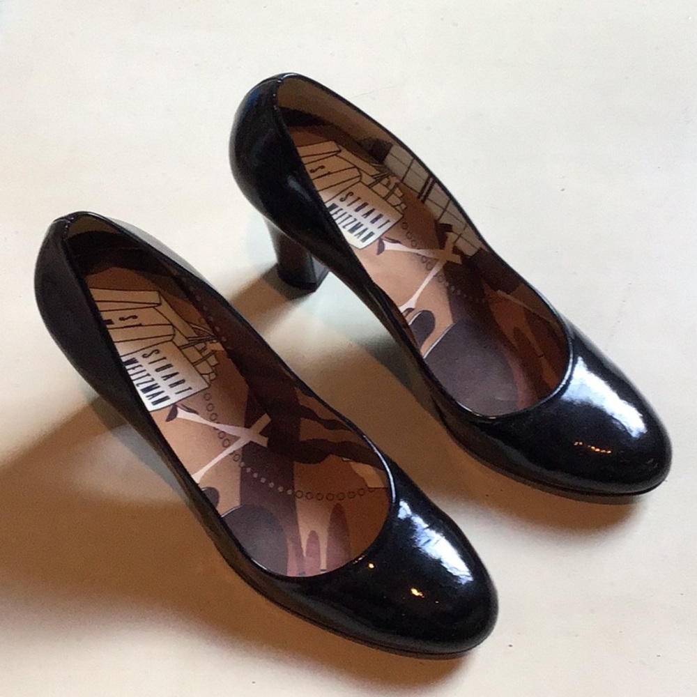 🌷STUART WEITZMAN BLACK PATENT PUMPS SIZE 8.5N - Picture 1 of 5
